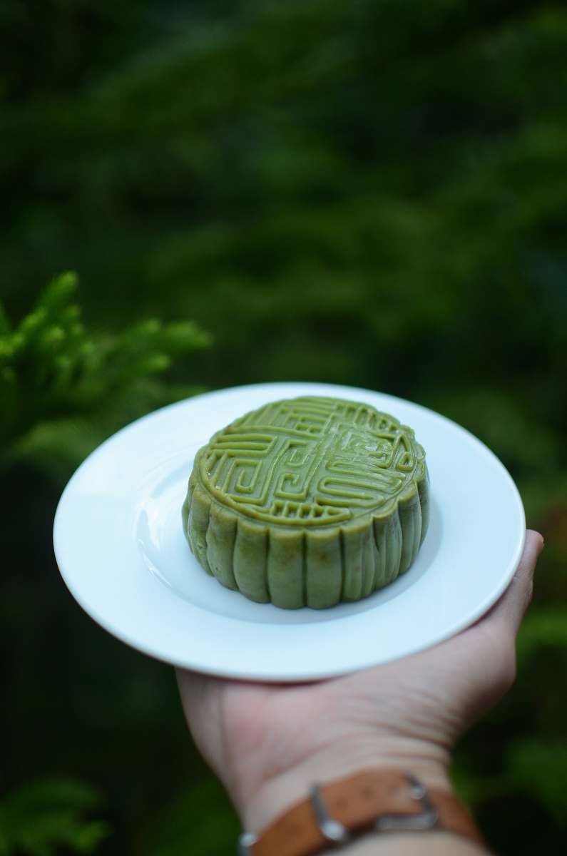 phd coffee jelly cake on ceramic plate vietnam